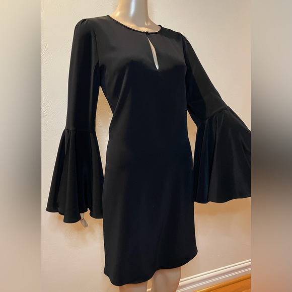 Elizabeth & James "Mabel" Bell Sleeve Shift Dress, Black, Size M - Picture 3 of 6